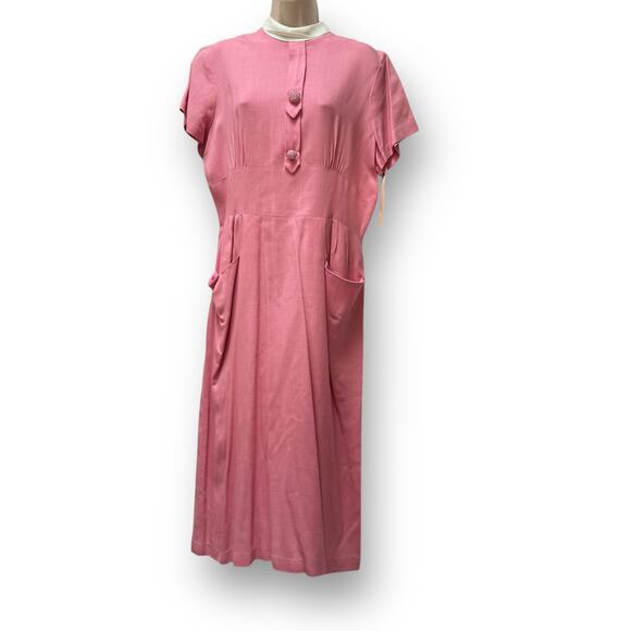 1950s Mode O’Day Pink Day Dress Pockets Lucite Rhinestone Buttons 33” Waist VNTG - Picture 2 of 16